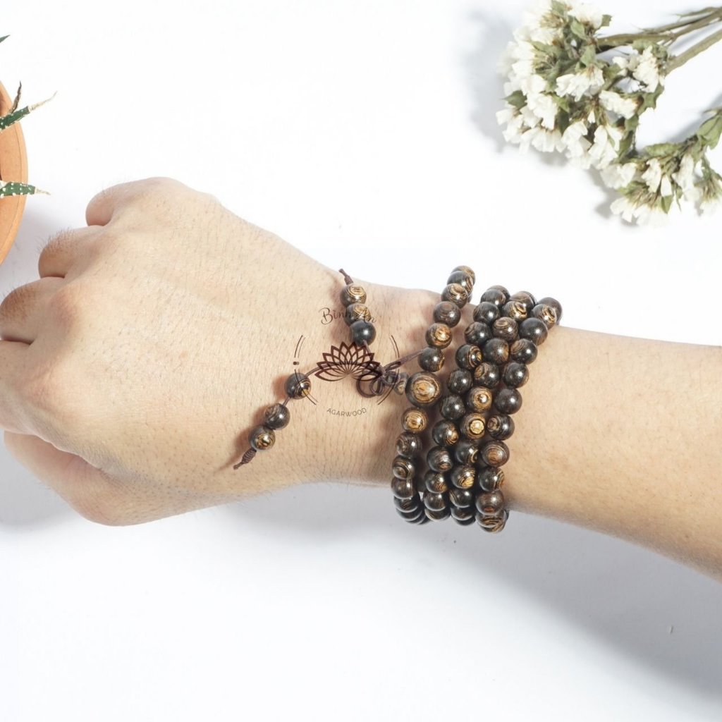 Vòng Tay Trầm Hương(8mm) 108 Hạt Trầm Sánh Chìm Việt - Chuỗi Tràng Hạt - Vòng Phong Thủy-Trầm Hương Bình An