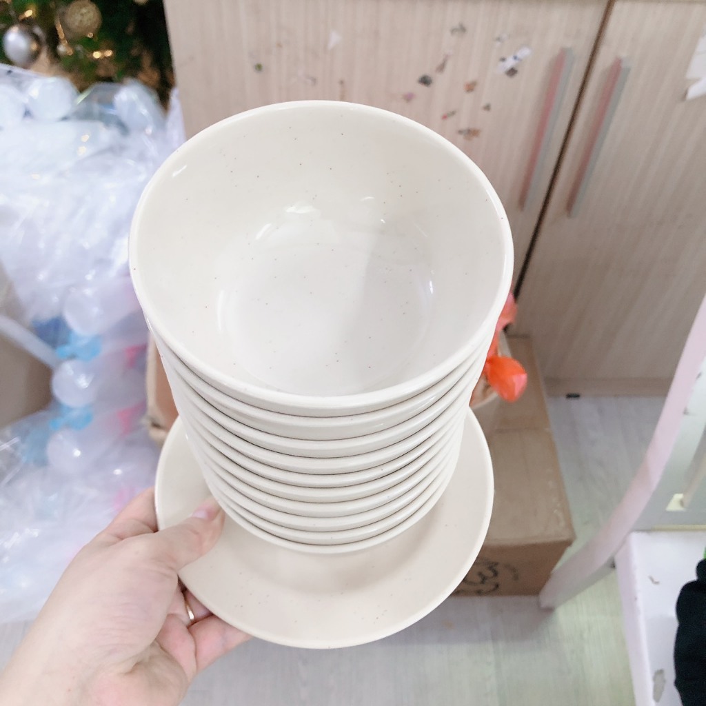 Set 10 chén cơm nhựa kem thước (11 x 5.5) dùng để ăn cơm, ăn lẩu phù hợp cho gia đình, hàng quán....Chén Nhựa melamine