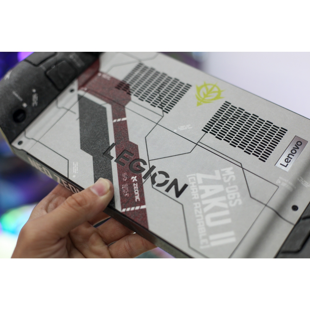 Skin dán Lenovo Legion Go / Go 2 mẫu Gundam Zaku II MS-06S Retro (Film 3M, custom theo ý thích, đã cắt sẵn chi tiết)