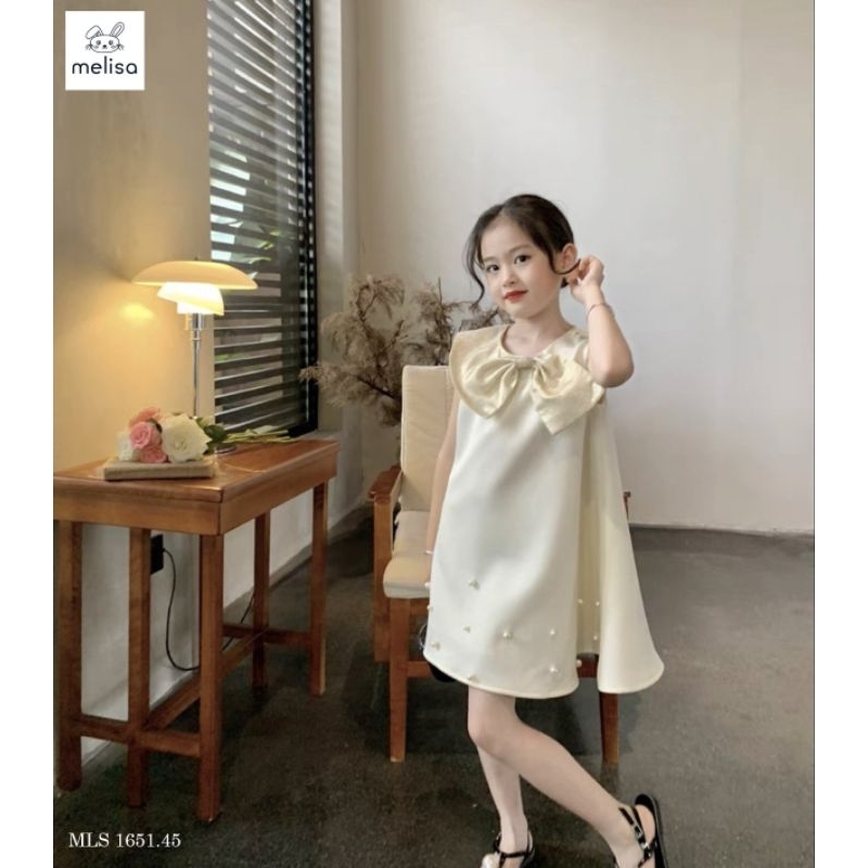 ( Melisa ) Đầm sát nách tafta cổ nhũ, đính ngọc bé gái (12-40 kg)