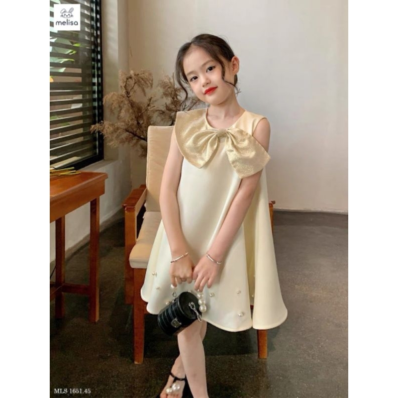 ( Melisa ) Đầm sát nách tafta cổ nhũ, đính ngọc bé gái (12-40 kg)