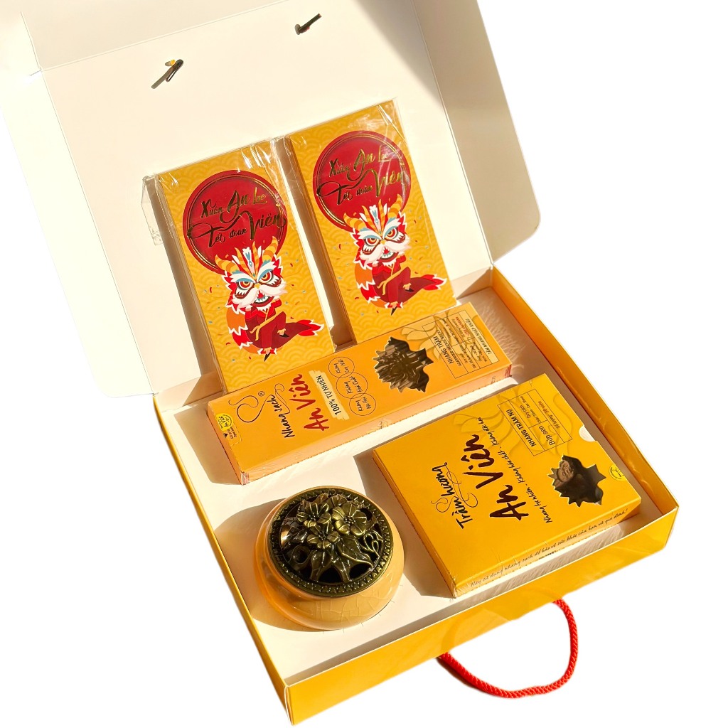 Set quà TRẦM HƯƠNG An Viên (Nhang trầm 2 tấc + Trầm nụ + Lư xông gốm sứ)