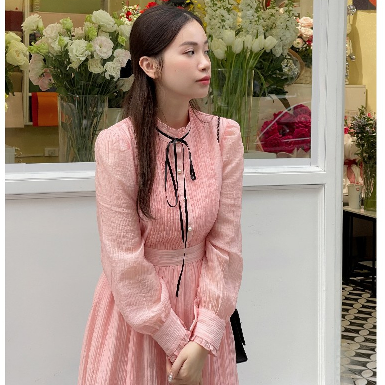 Ảnh De Leah - Đầm Xếp Li Ngực Dây Nơ Cổ - Thời Trang Thiết Kế 3