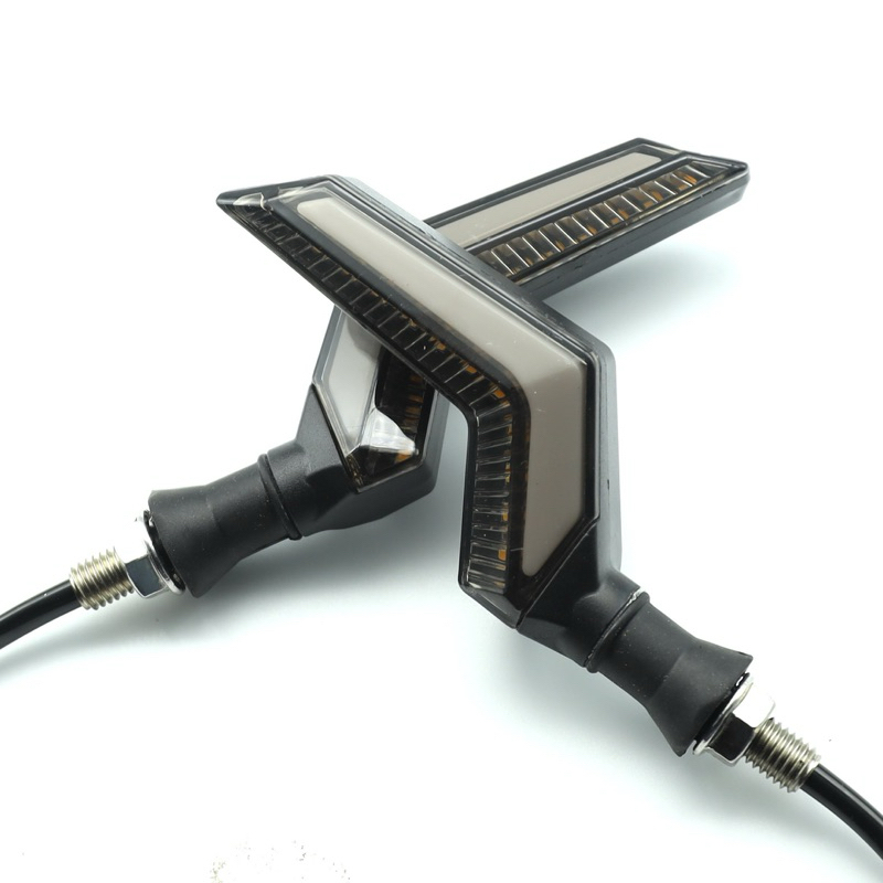 Xi nhan V2 PLUS chạy hiệu ứng audi - loại 12v phụ tùng xe điện