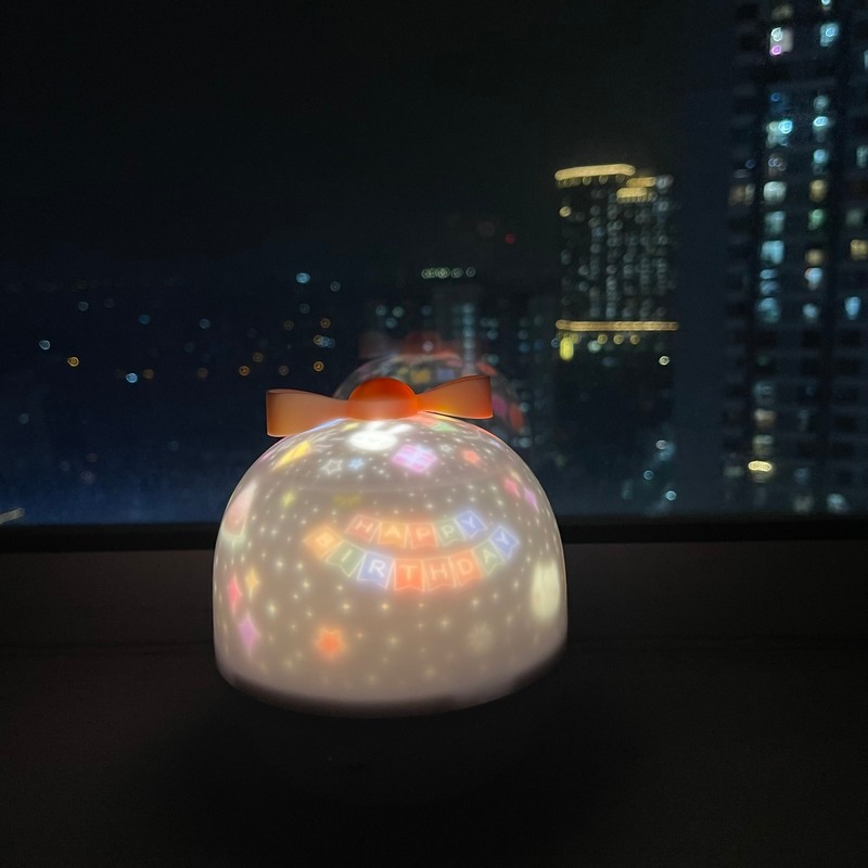 Ảnh Đèn led chiếu hình Saby hình phim chiếu Thỏ sinh nhật,đèn chiếu trần 3D phát nhạc loa bluetooth 2