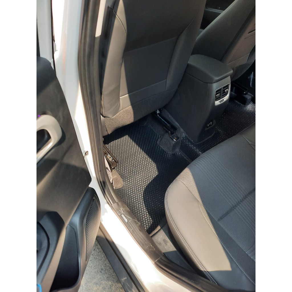 Thảm lót  ô tô KATA cho xe Hyundai Venue (2019- 2025) - SUV (5) - Khít với sàn, Chống trơn, Không mùi, Không ẩm mốc
