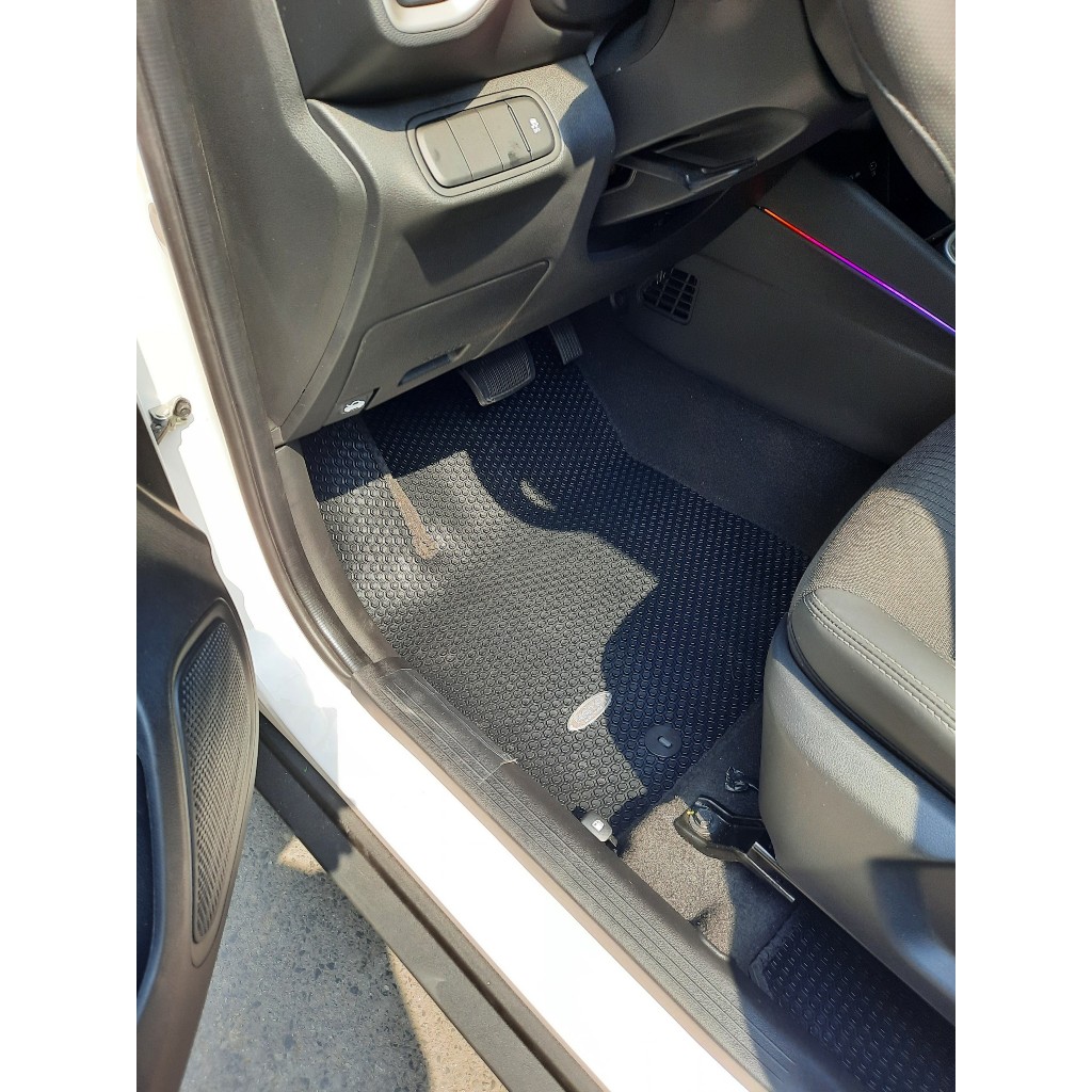 Thảm lót  ô tô KATA cho xe Hyundai Venue (2019- 2025) - SUV (5) - Khít với sàn, Chống trơn, Không mùi, Không ẩm mốc