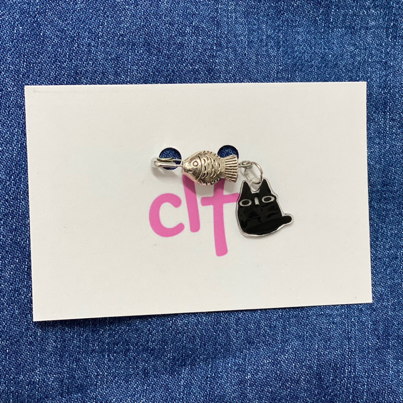 vòng cổ safety pin mèo và cá | Shopee Việt Nam