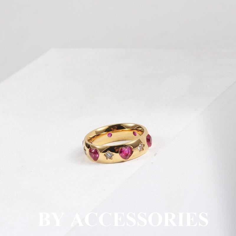 Nhẫn nữ titan khảm đá đỏ hình trái tim xen đá trắng hình ngôi sao mạ vàng 18K không gỉ WR2412 BY ACCESSORIES
