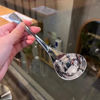 Muôi canh nhỏ inox 304 đúc đặc [325], sâu lòng phù hợp trên bàn ăn