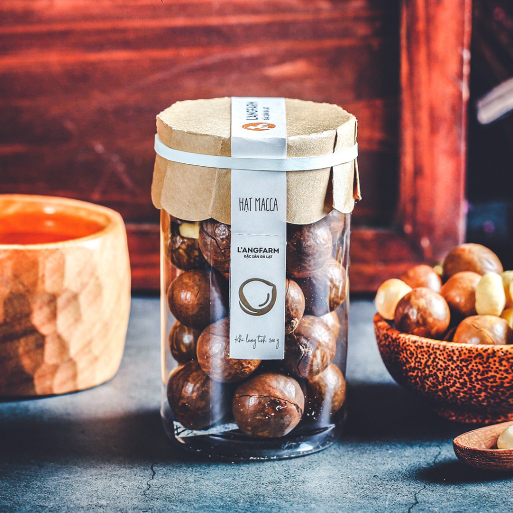 Vận chuyển hạt mắc ca sấy từ Việt Nam sang Canada – Hành trình đưa “vàng xanh Tây Nguyên” ra thế giới