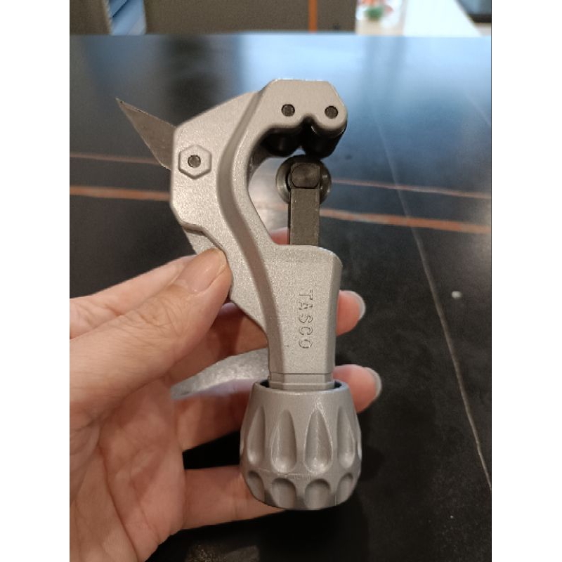DAO CẮT ỐNG ĐỒNG TASCO MADE IN JAPAN TA560A