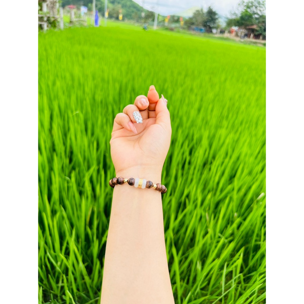 Vòng tay trầm hương sánh chìm nữ 8 ly 21 hạt mix charm, thanh lịch,bình an, tài lộc.