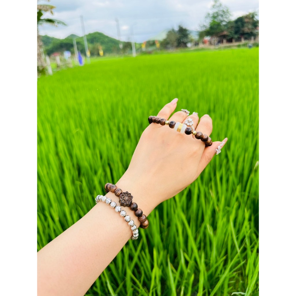 Vòng tay trầm hương sánh chìm nữ 8 ly 21 hạt mix charm, thanh lịch,bình an, tài lộc.
