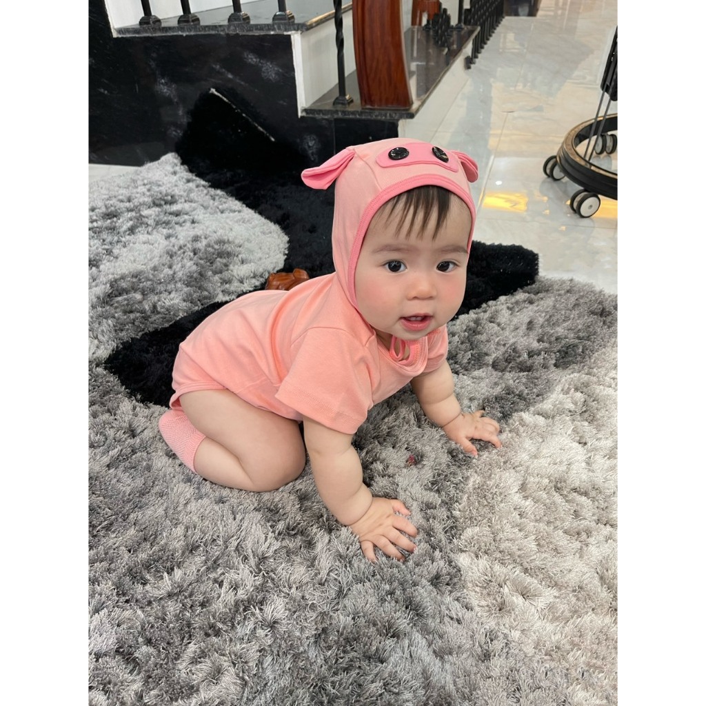 ( HÀNG CÓ SẴN )Set bộ bodysuit cover Heo Hồng kèm mũ TẶNG KÈM TẤT HỒNG cho bé 5-13kg