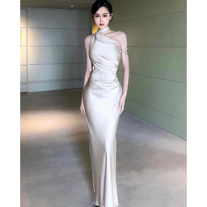 Đầm Lụa Cổ Yếm Hở Lưng Dáng Dài Sang Chảnh Selena Dress Sẵn Mút - Váy Lụa Thiết Kế Cao Cấp