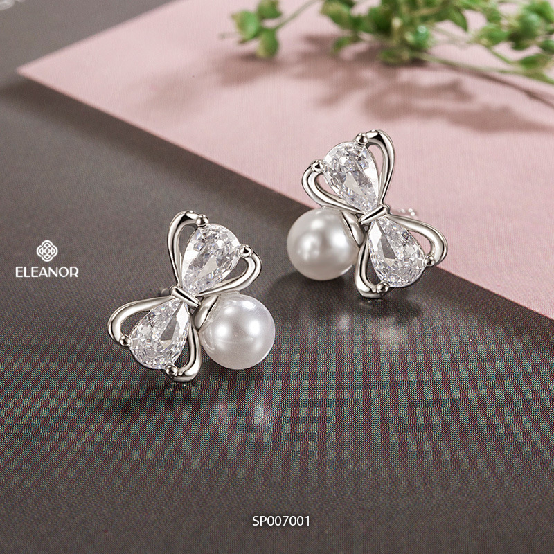 Bông tai nữ chuôi bạc 925 Eleanor Accessories hình nơ khuyên tai đính đá phụ kiện trang sức 7001