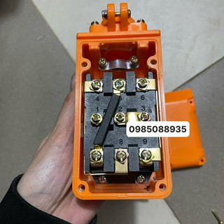 Công tắc COP-213A BOSO chính hãng chống bụi, kín nước đảo chiều trực tiếp điều khiển động cơ điện, máy tời nâng hạ