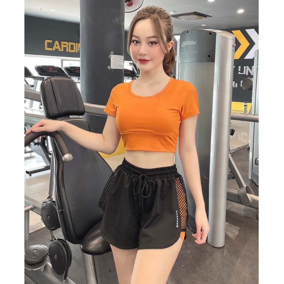 Bộ thể thao tập gym, bộ tập erobic, chạy bộ, đánh bóng...  áo croptop quần đùi 2 lớp B02 (có mút)