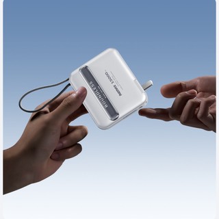 [CÓ 3C] Pin dự phòng sạc nhanh 45W Remax RPP-588 15000mAh tích hợp 2 cáp sạc cả laptop chân cắm 220v