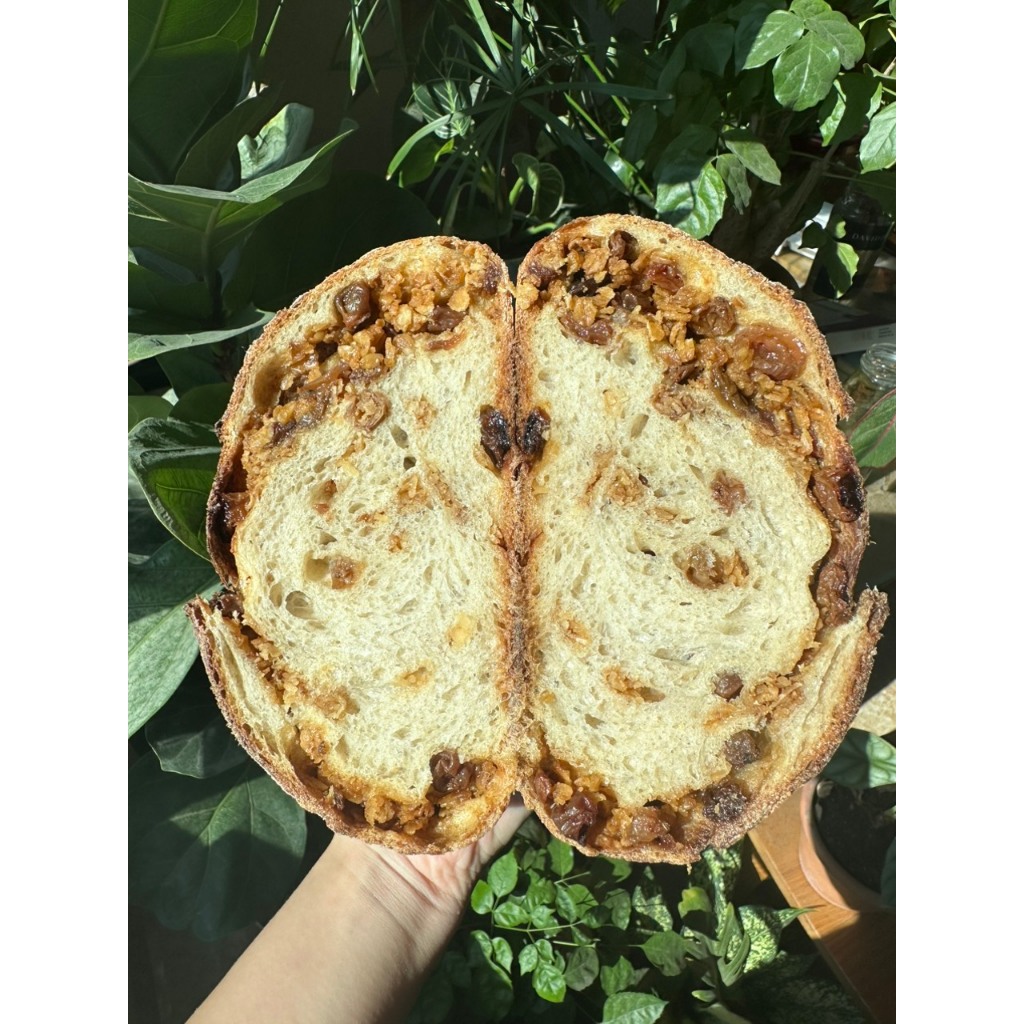 Honey Oats Raisin Sourdough bread - Bánh mỳ men tự nhiên với Yến mạch ...