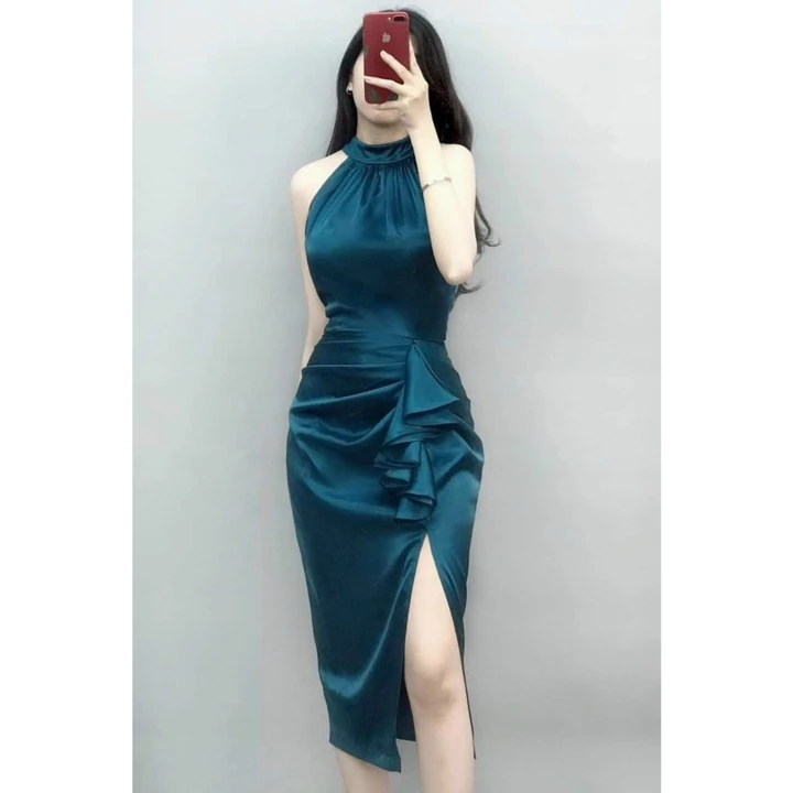Đầm body phi cổ yếm thiết kế, Váy Body Sexy Trung Niên Tặng Mẹ Bigsize Mã Body B32 Làm, quà tặng cao cấp