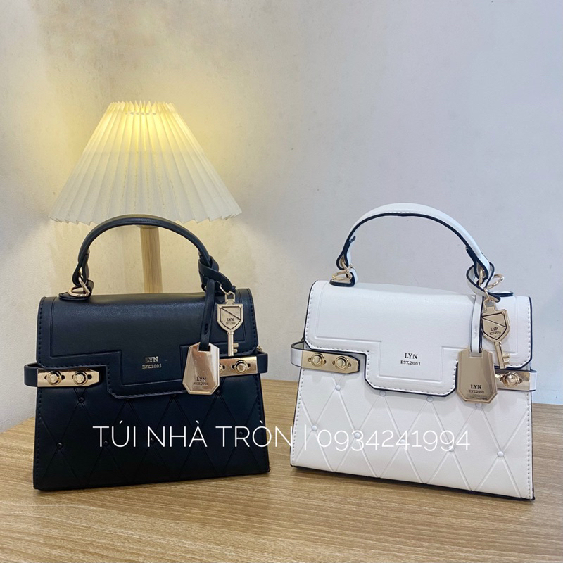 (Ảnh thật shop tự chụp) Túi LYN FINENESS Top Handle hoạ tiết hình thoi ...