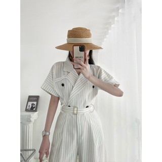 Jumsuit cổ vest kèm belt 1 màu kẻ trắng A1684