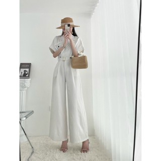 Jumsuit cổ vest kèm belt 1 màu kẻ trắng A1684