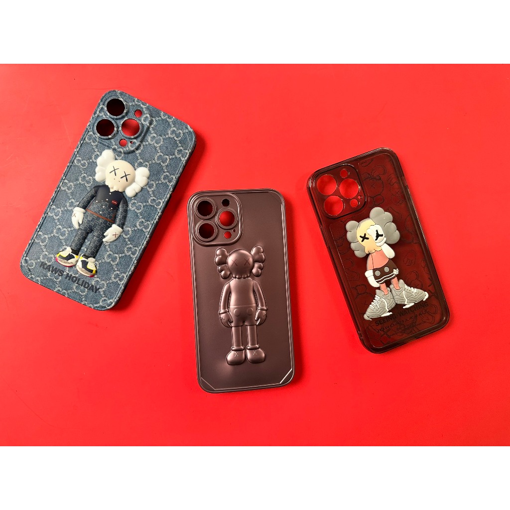 ốp iphone gấu Kaws hình nổi
