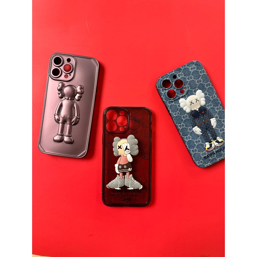 ốp iphone gấu Kaws hình nổi