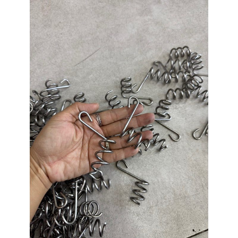 Pas giữ dây dây dầu trước, Ống Samco…