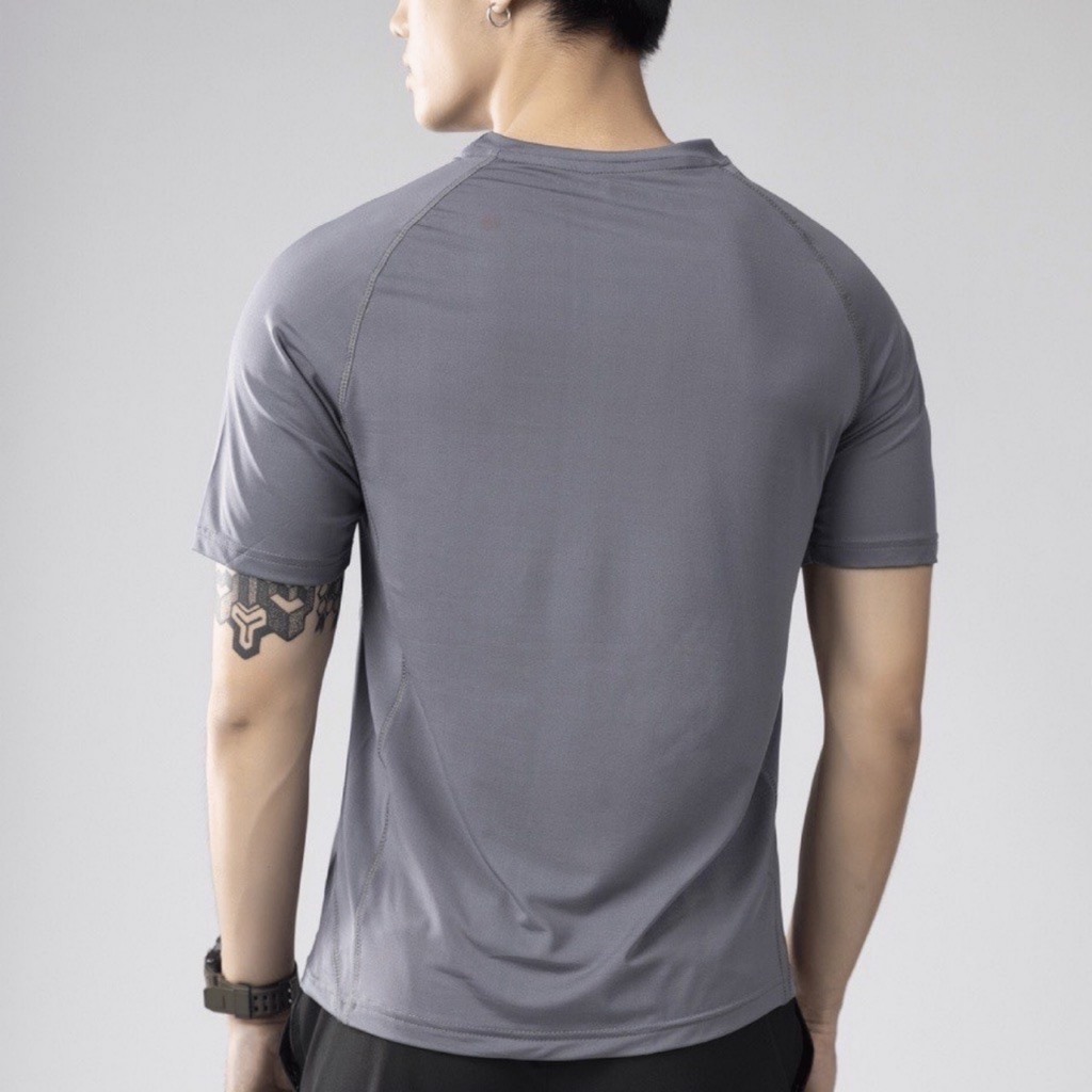 Ảnh Áo thun nam Gấu 194 vải thun lạnh co dãn 4 chiều, phong cách thể thao - gym - bóng đá, from slim fit - TNRL 2