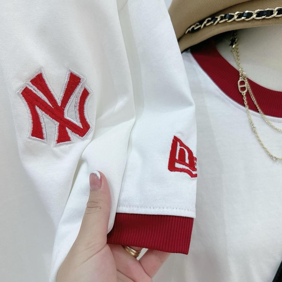 Áo Phông Đính Đá Dài Tay Họa Tiết Hình Thêu Chất Vải Cotton - Áo Thun Nam Nữ Dáng Rộng Phong Cách Unisex Thời Trang 2023