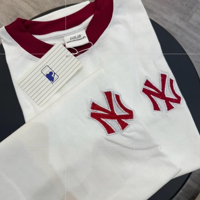 Áo Phông Đính Đá Dài Tay Họa Tiết Hình Thêu Chất Vải Cotton - Áo Thun Nam Nữ Dáng Rộng Phong Cách Unisex Thời Trang 2023