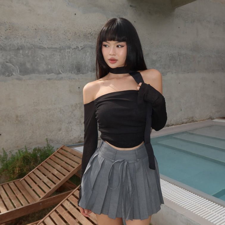 Áo Thun Croptop Dài Tay Trễ Vai Pepper Clothing Áo Thun 2 Lớp Nhún Eo Tay Loe Tôn Dáng Màu Đen - Serena Top | BigBuy360 - bigbuy360.vn