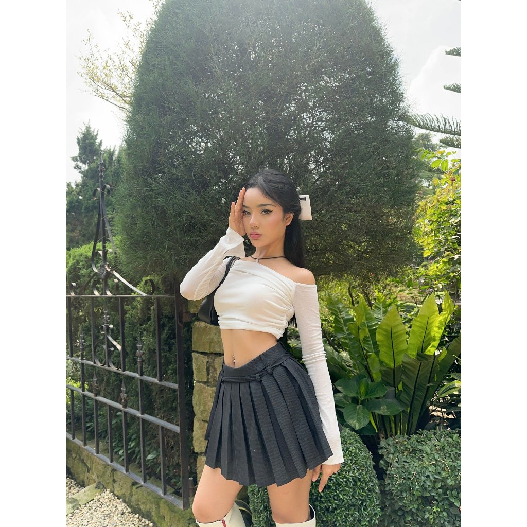 Áo Thun Croptop Dài Tay Trễ Vai Pepper Clothing Áo Thun 2 Lớp Nhún Eo Tay Loe Tôn Dáng Màu Đen - Serena Top | BigBuy360 - bigbuy360.vn