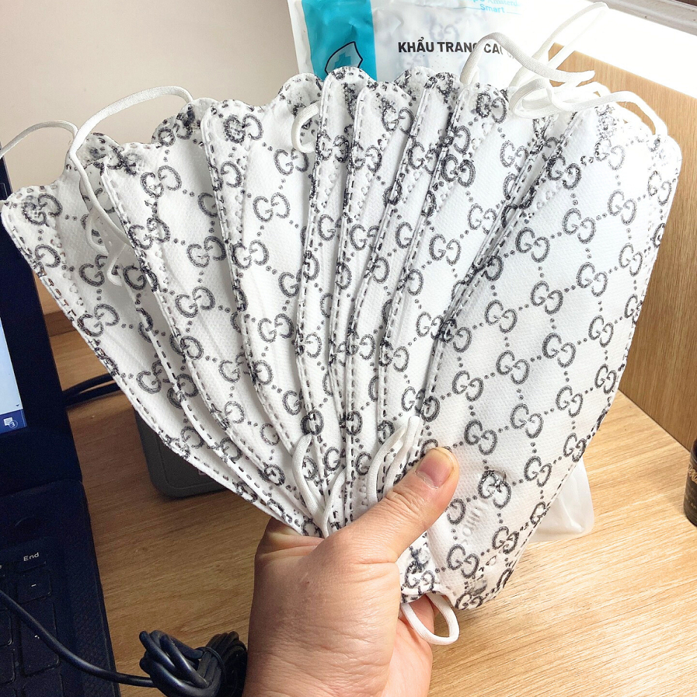 Khẩu trang y tế 4D AN94 Mask 4 lớp có giấy lọc kháng khuẩn thùng 300 chiếc - Tulips