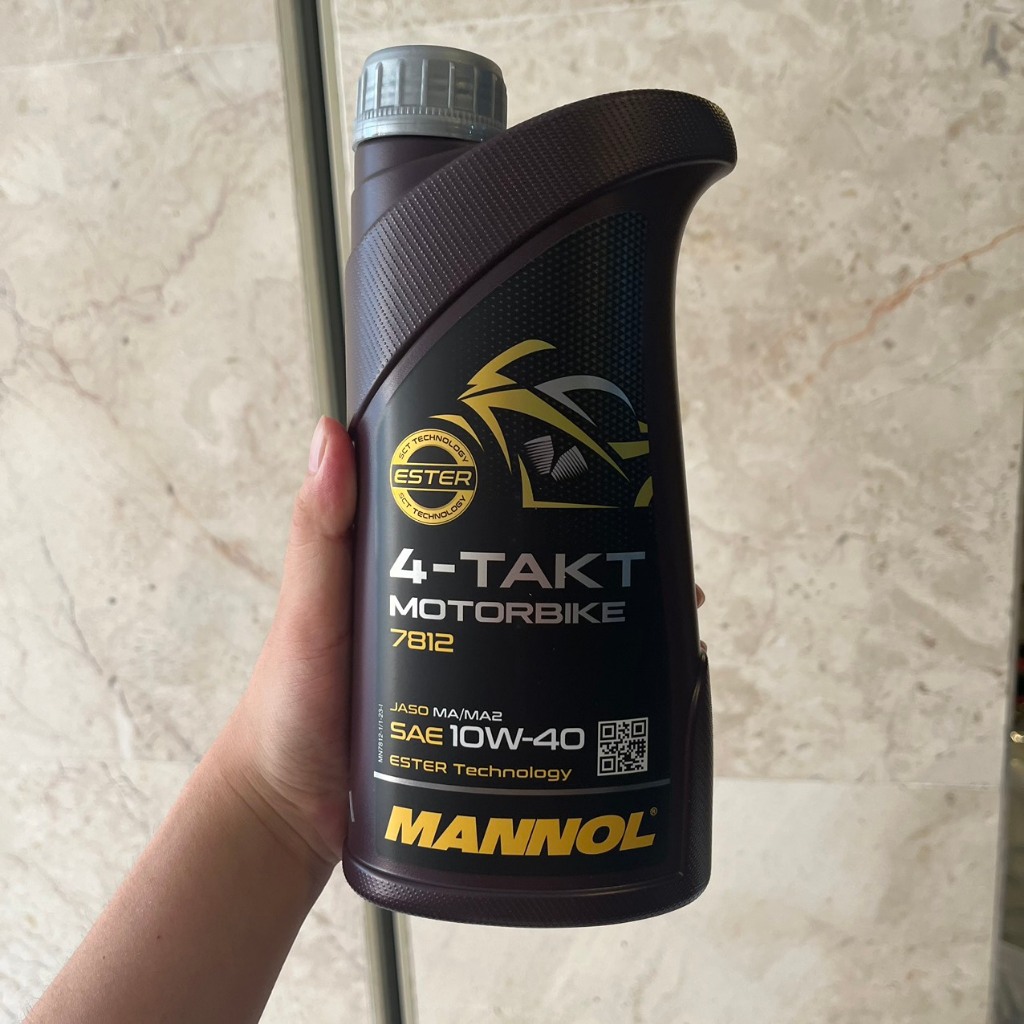 Nhớt Mannol 7812 10W40 Cao Cấp Dành Cho Xe Số, Côn Tay Tặng Súc Động Cơ Và Phụ Gia Nhớt Mới