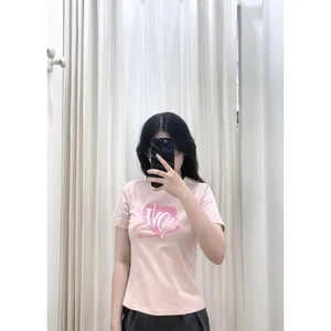 YU CHERRY | Áo thun Baby Tee nữ cotton 4 chiều tay ngắn Love Arrow Babytee YP038