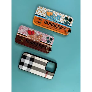 Ốp Burberry siêu xịn