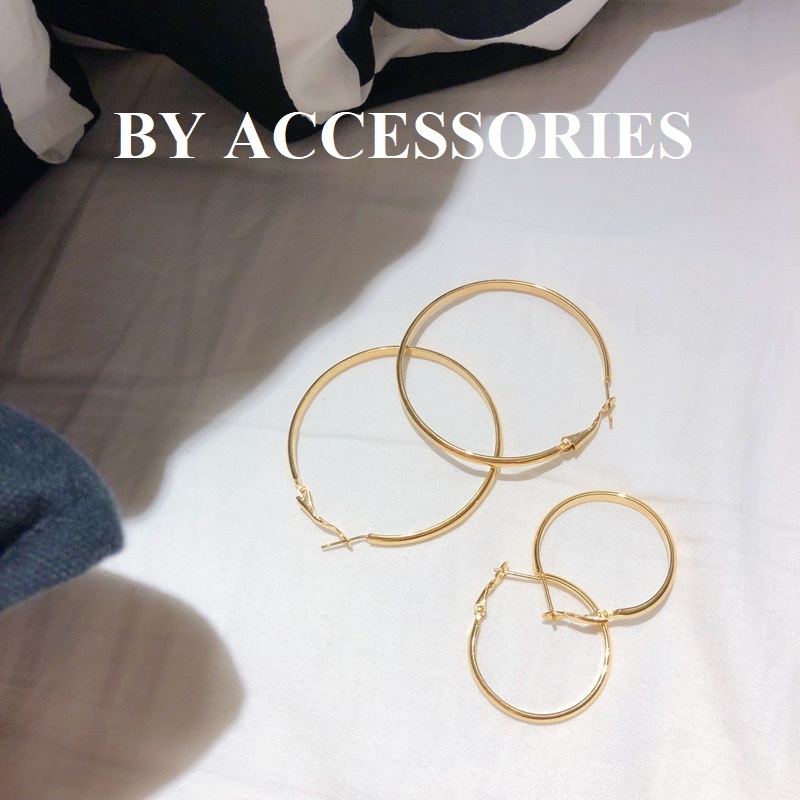 Bông tai nữ titan tròn to đơn giản bản 3.2mm mạ vàng 18K không gỉ WE2417 BY ACCESSORIES