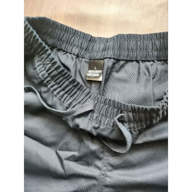 (Sale) Quần short kaki xuất hàn dư xịn (65-75 kg)