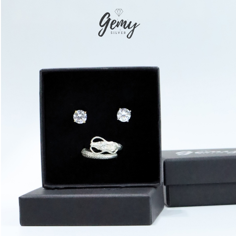Hộp đựng trang sức lót nhung sang trọng, thích hợp làm quà tặng, bảo quản trang sức | GEMY SILVER H3