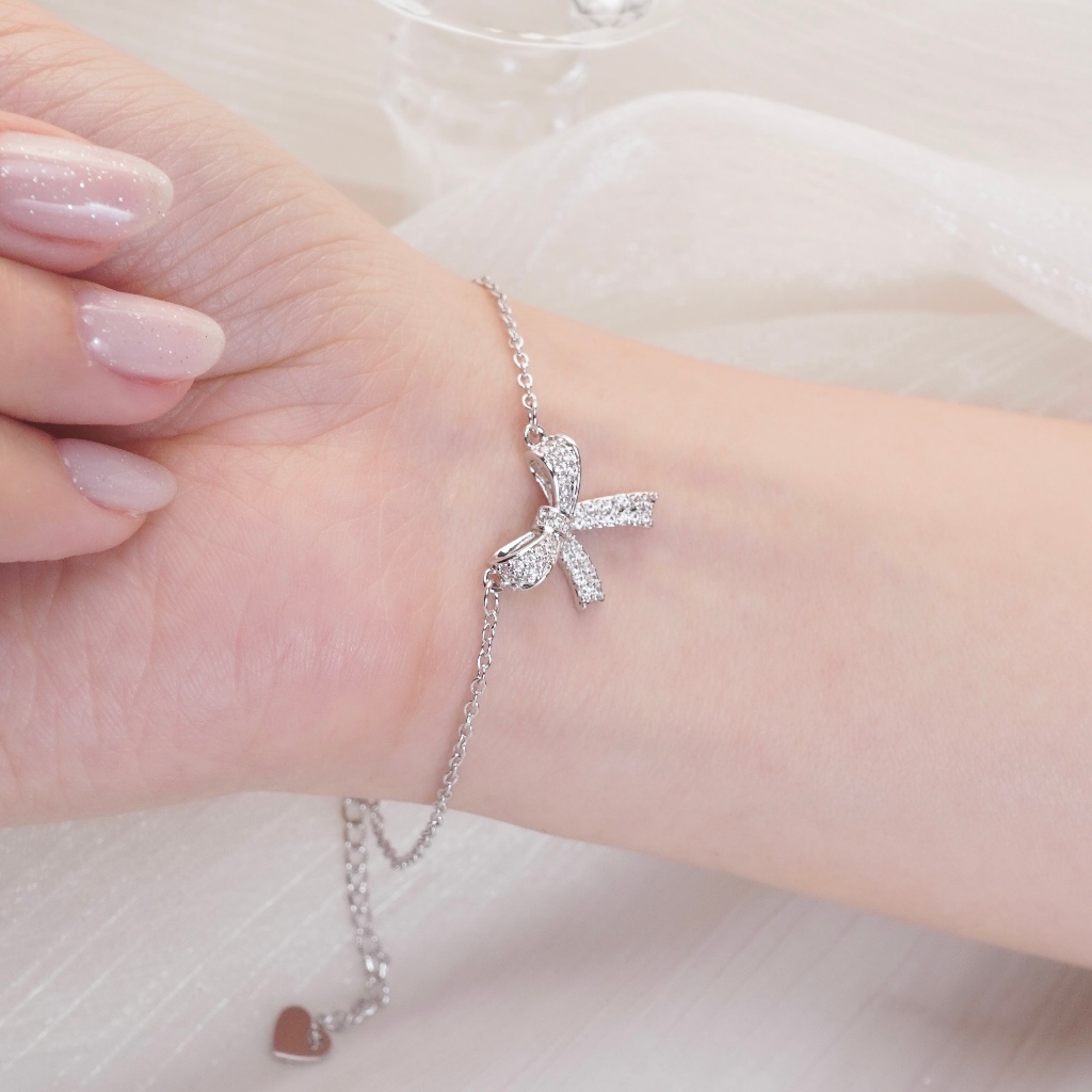 Ảnh Vòng tay nữ LAMY Bow Silver Bracelet 2030 3