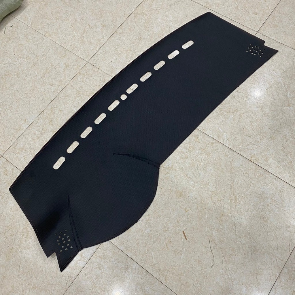 Thảm phủ Taplo xe MG ZS, MG HS, MG 5 , MG RX, Hàng 3 lớp màu đen có cả nhung và da carbon, dày dặn, chống nóng hiệu quả