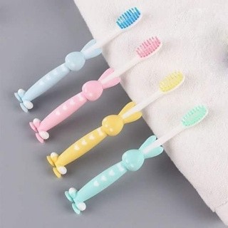 Bàn chải đánh răng cute dễ thương cho bé siêu mềm có nắp đậy an toàn sức khỏe.