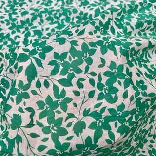 Vải Boi Cotton 100% In Nhánh Hoa Màu Xanh Lá Cây Mềm Mướt Mát Khổ 1m40