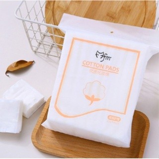Bông tẩy trang dạng túi 222 miếng 3 lớp, chất liệu cotton siêu tiện dụng.