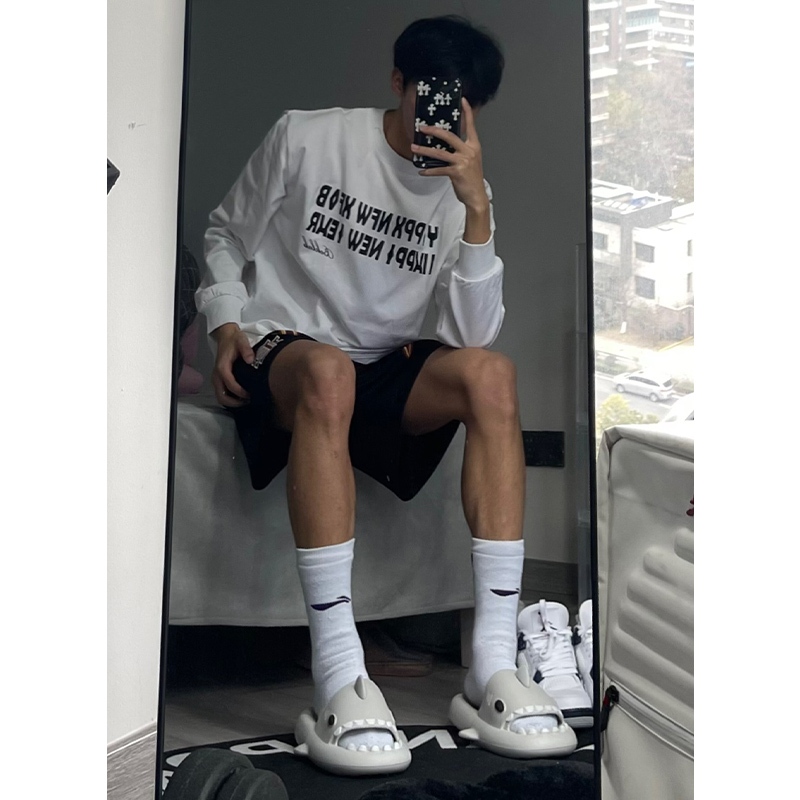Quần Đùi Nỉ Cua Shorts REDLABEL Họa Tiết In TIA SÉT Cá Tính Cao Cấp Thun Nỉ Dày Dặn Có Túi Kết Hợp Dây Rút